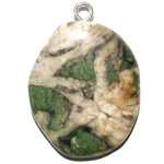 5482-smaragdite-pierre-plate-en-pendentif