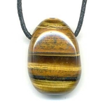 Pendentif oeil de tigre avec cordon