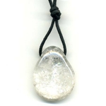 5732-pendentif-cristal-de-roche-avec-cordon
