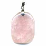 quartz-rose-en-pendentif-pierre-plate