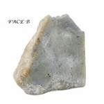 Pièce-unique-Labradorite-1-face-polie-en-bloc-brut-forme-libre-à-poser-de-230g-2