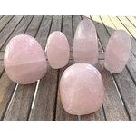 Pièce-unique-Quartz-rose-EXTRA-polie,-en-bloc,-forme-libre,-à-poser-1,16Kg-3