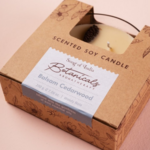 Bougie parfumée Botanicals Balsam Cèdre-03
