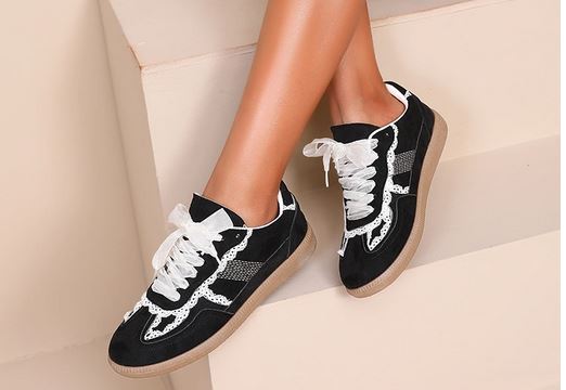 Basket élégante dentelle