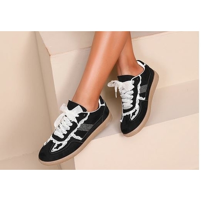 Basket noire dentelle Point 36