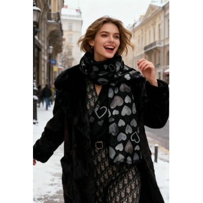 FOULARD IMPRIME COEUR NOIR