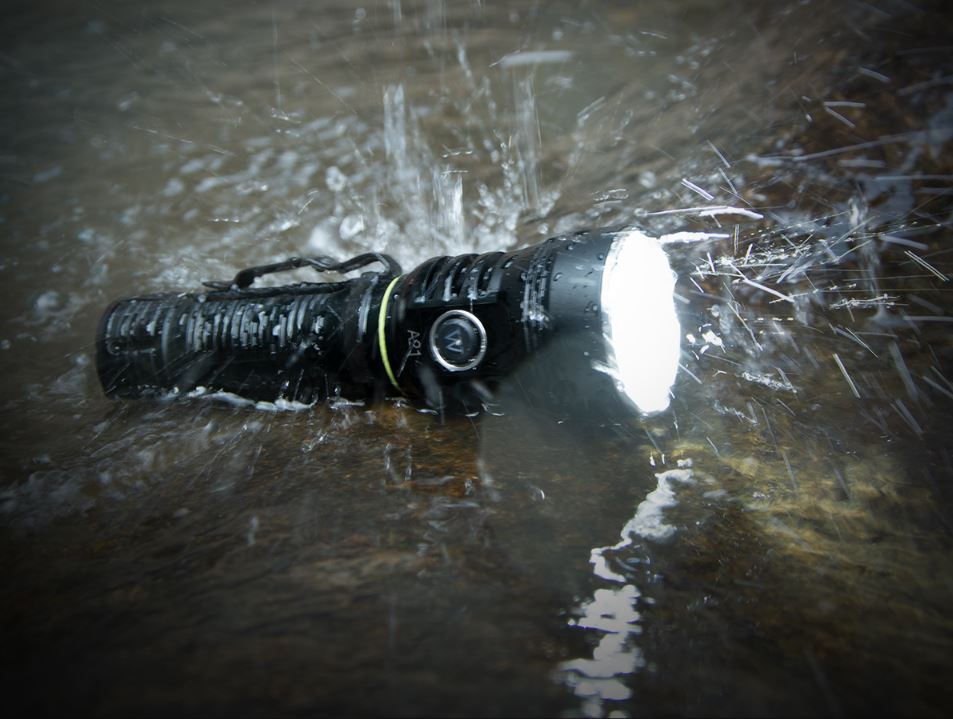 Accessoires lampe torche WUBEN A21 4200 Lumens infinytech Réunion 3