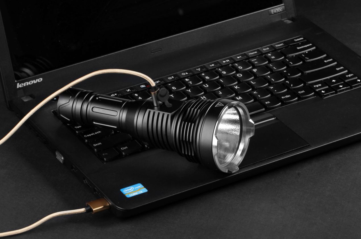 Accessoires lampe torche WUBEN T102 Pro 3500 Lumens infinytech Réunion 2