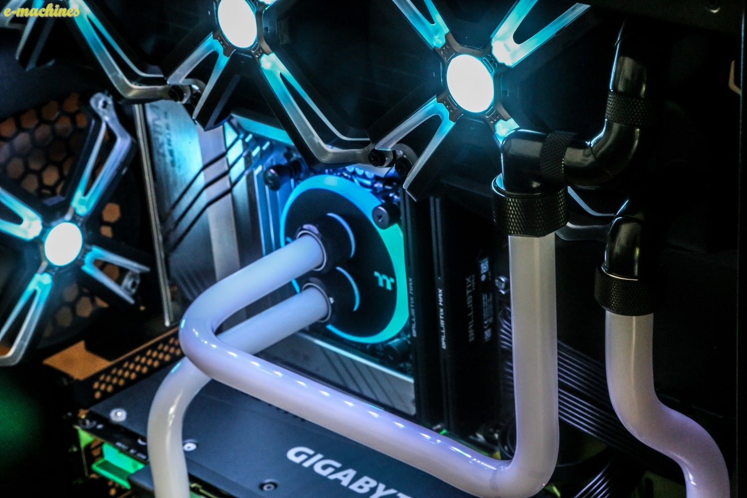 Matériels informatique IN WIN 305 Core I9 12900k et RTX 3080 infinytech Réunion 02-min