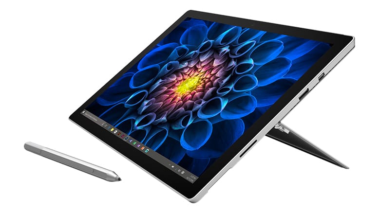 Microsoft Surface Pro 7 + : Le 2-en-1 puissant et nomade en promotion pour  la fin des soldes