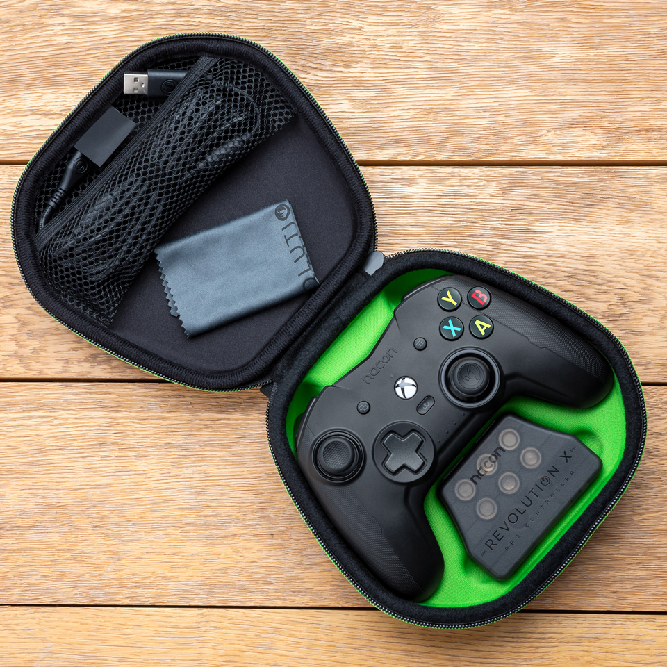 Matériels informatique manette NACON Revolution X Pro Controller infinytech Réunion 02