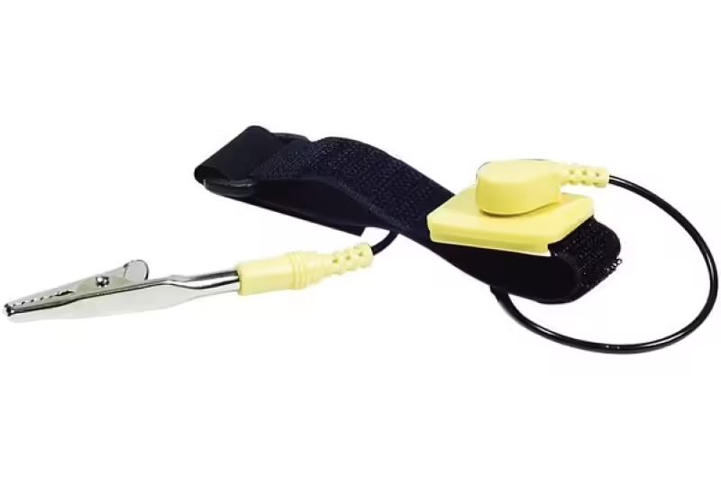 Matériels informatique brassard anti-statique infinytech Réunion 01