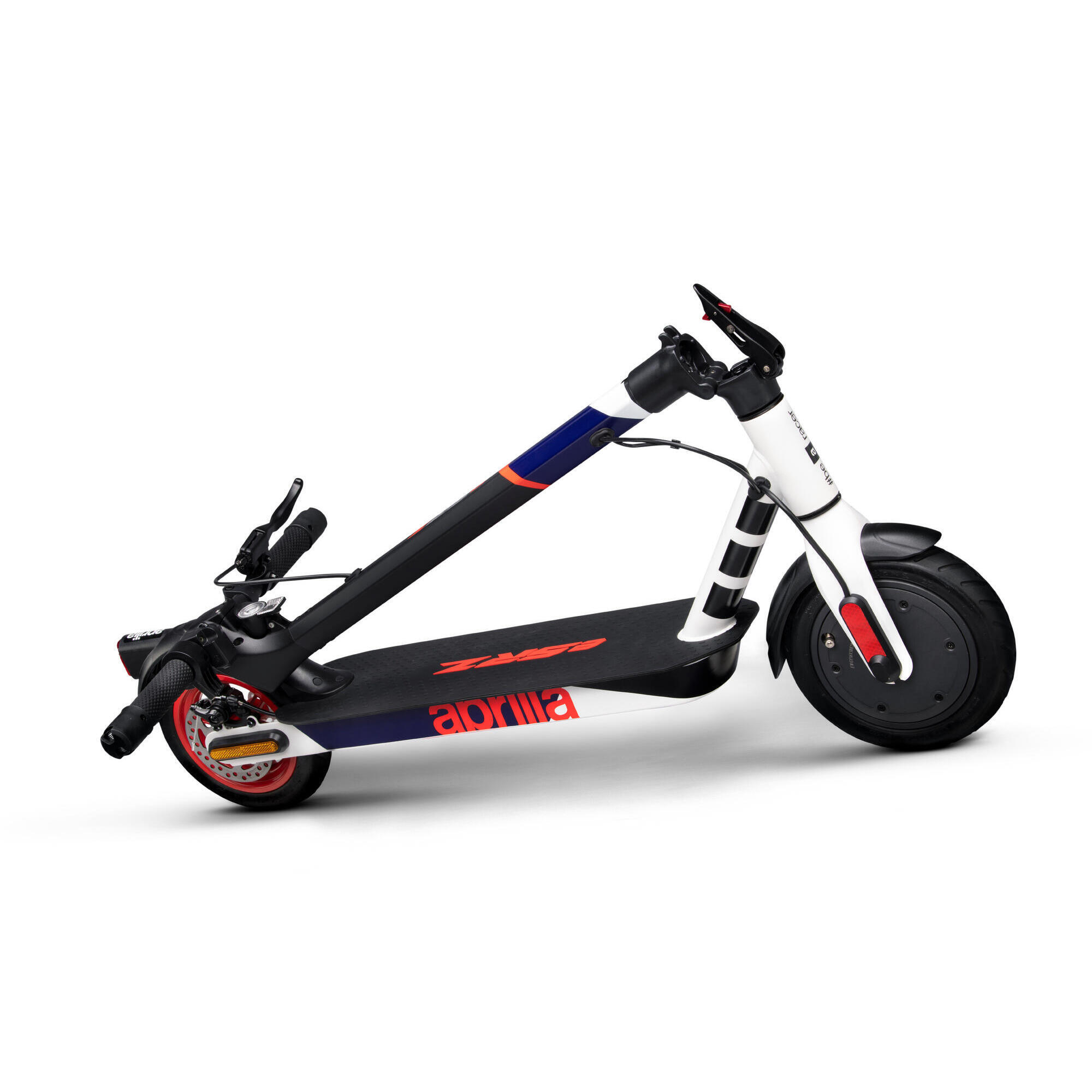 Matériels informatique trottinette électrique APRILIA ESRZ infinytech Réunion 03
