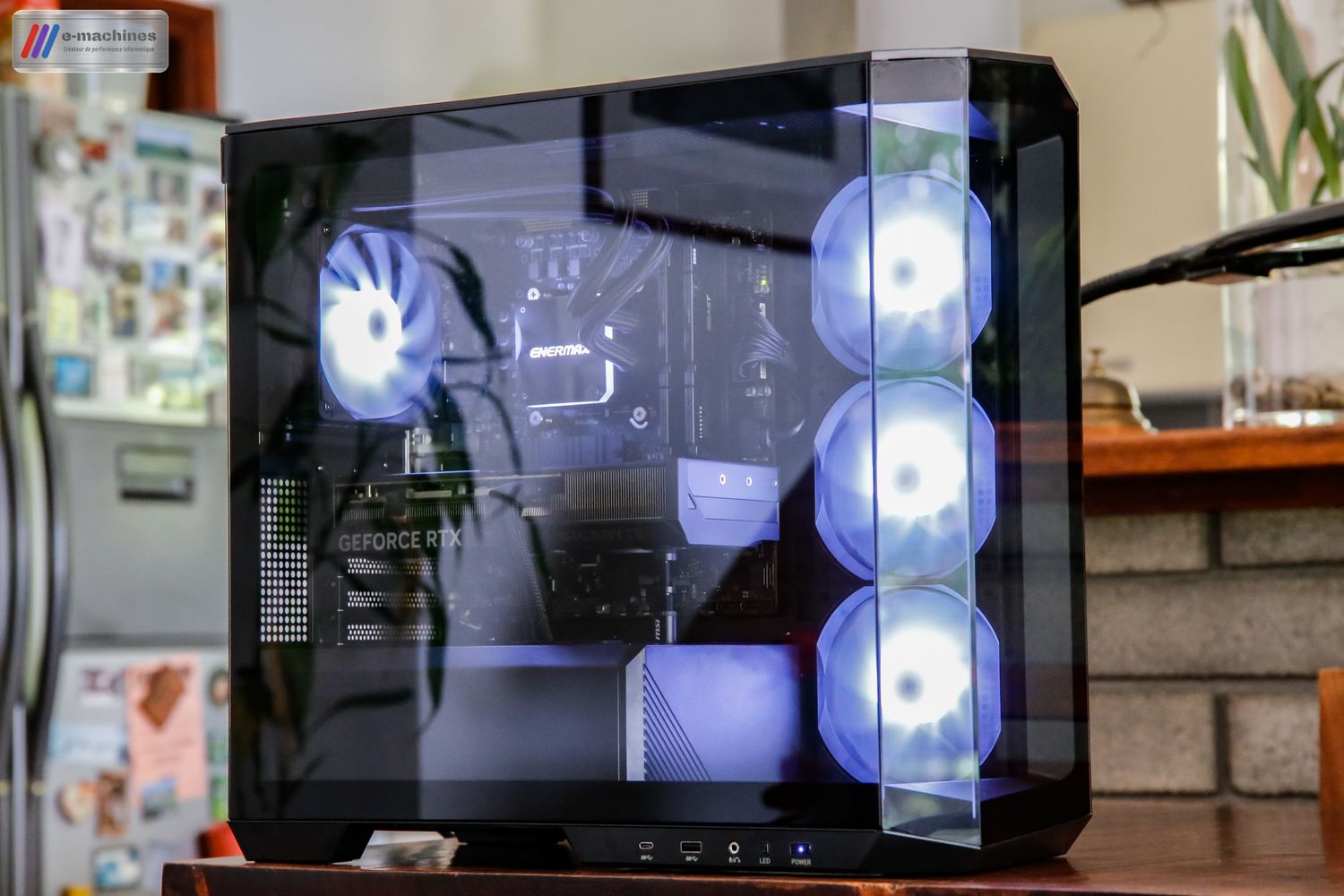 E-MACHINES MSI MAG PANO M100R PZ noir I5 14500 RTX 4070 Super infinytech Réunion 06