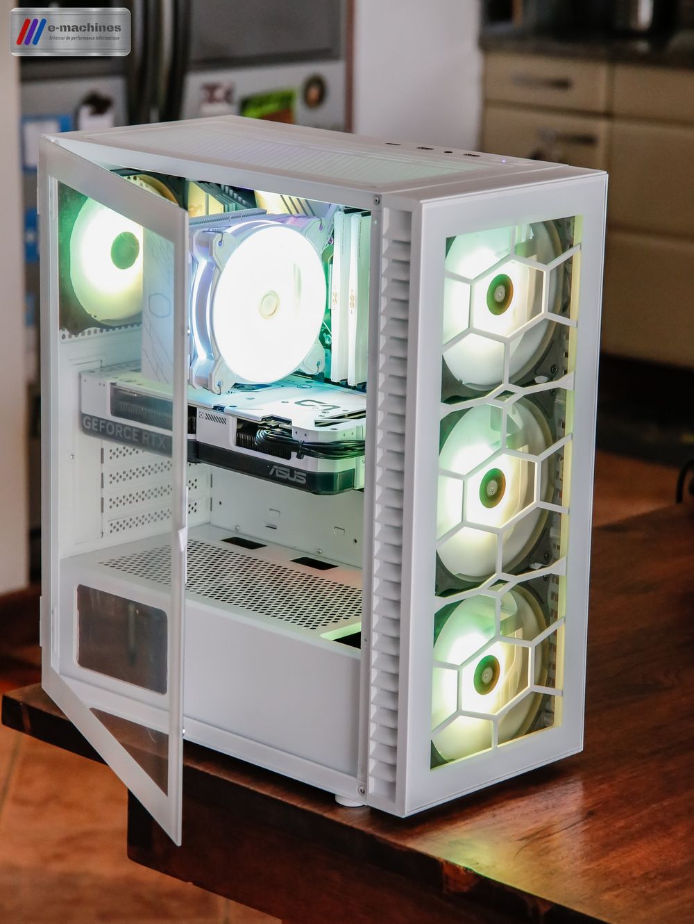 Matériels informatique KOLINK OBSERVATORY HF GLASS ARGB Blanc i5-14500 et RTX 4070 SUPER infinytech Réunion 04