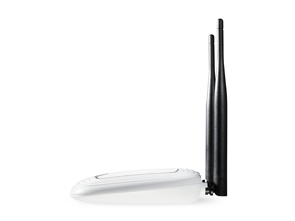 Matériels informatique routeur WiFi TP-LINK WR841N infinytech Réunion 2