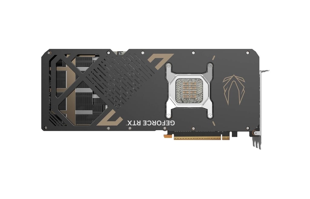 ZOTAC GAMING GeForce RTX 5090 SOLID OC infinytech Réunion 04
