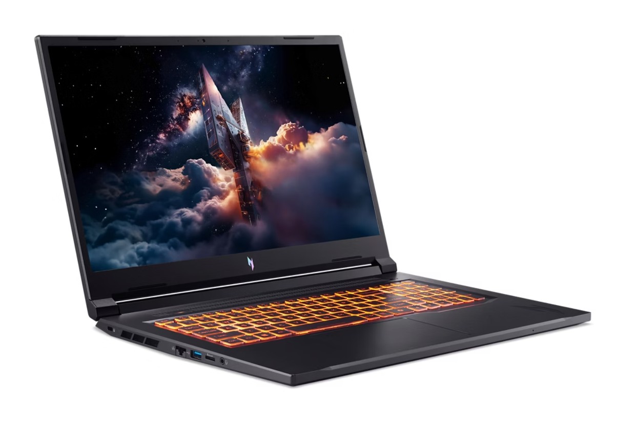Acer Nitro ANV17-41-R5BJ infinytech Réunion 02