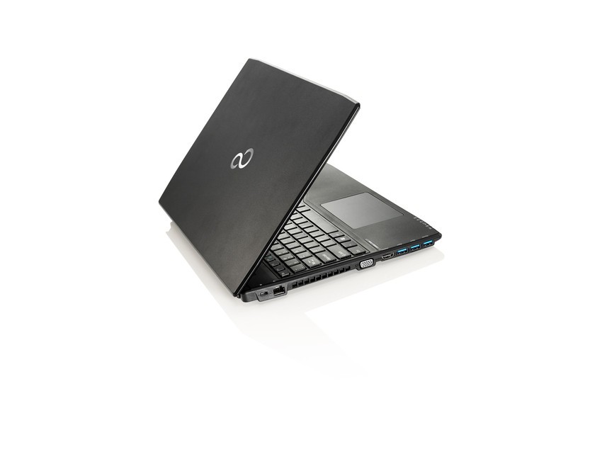 Käytetty Fujitsu Lifebook A512 • Takuu 6kk