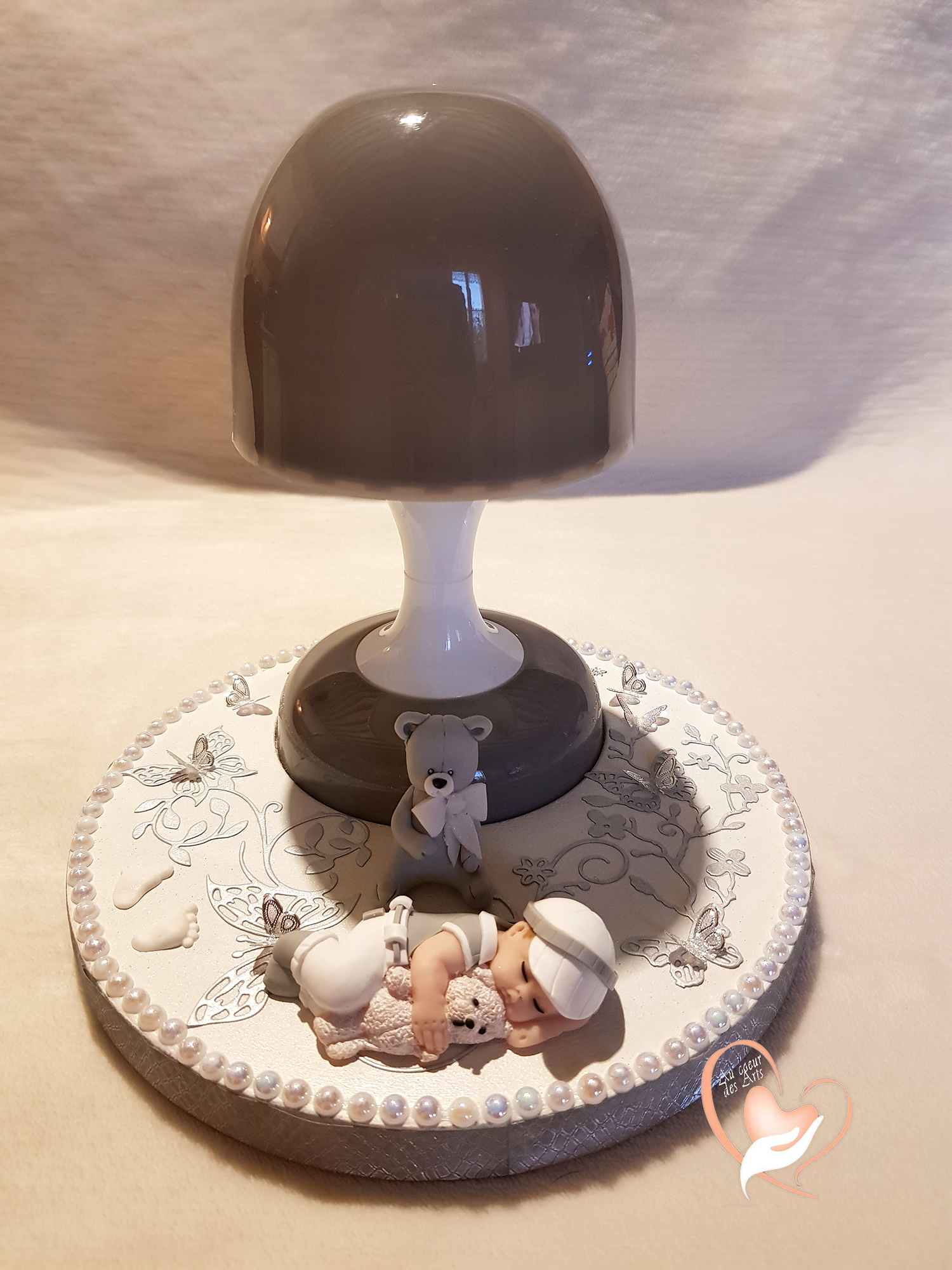 Veilleuse lampe lumineuse sur socle en bois bebe garçon - au coeur des arts  - Enfants - Au coeur des Arts