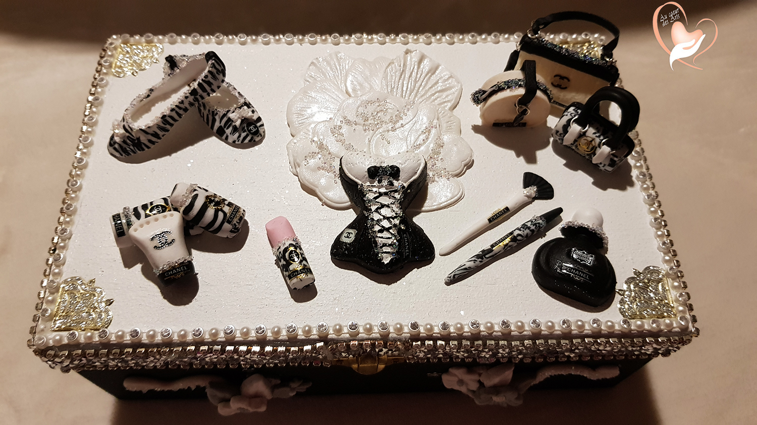 Boite A Bijoux Femme Noire Et Blanche Au Cœur Des Arts Boite A Bijoux Au Coeur Des Arts