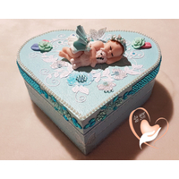 Boîte de naissance bébé fille bleue et blanche - au coeur de arts