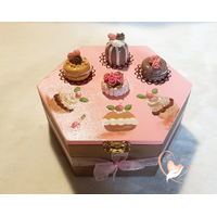 Boite hexagonale à biscuits ou chocolats - au coeur des arts