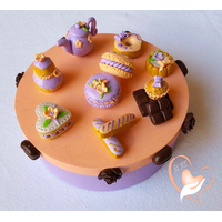 Boîte à gâteaux saumon et parme