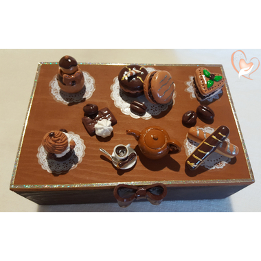 Boîte à sucre ou à biscuits B- au coeur des arts