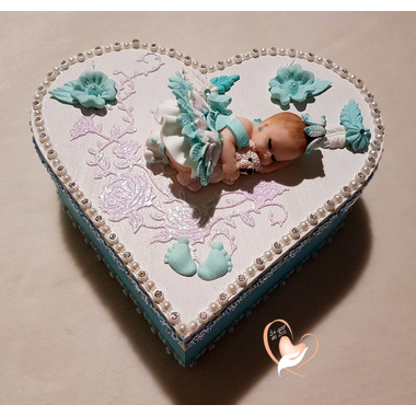 49-au coeur des arts-Boite de naissance bébé fille bleue