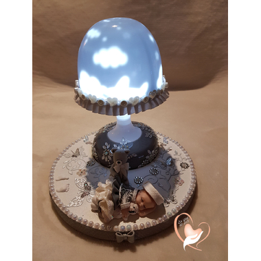 113-au coeur des arts-Veilleuse lampe lumineuse sur socle en bois bebe fille