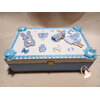Coffret naissance avec accessoires et bébé garçon - au cœur de arts