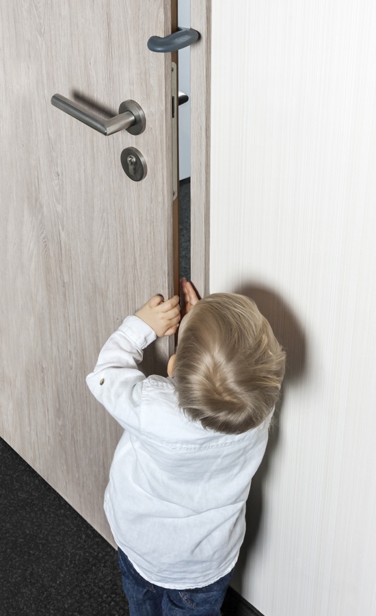 Loquet de sécurité pour porte de placard et tiroirs, Designline, anthracite  - Contrôle accès placards et tiroirs - GaralaBosse