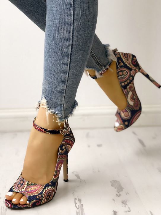 chaussures à talons pas cher