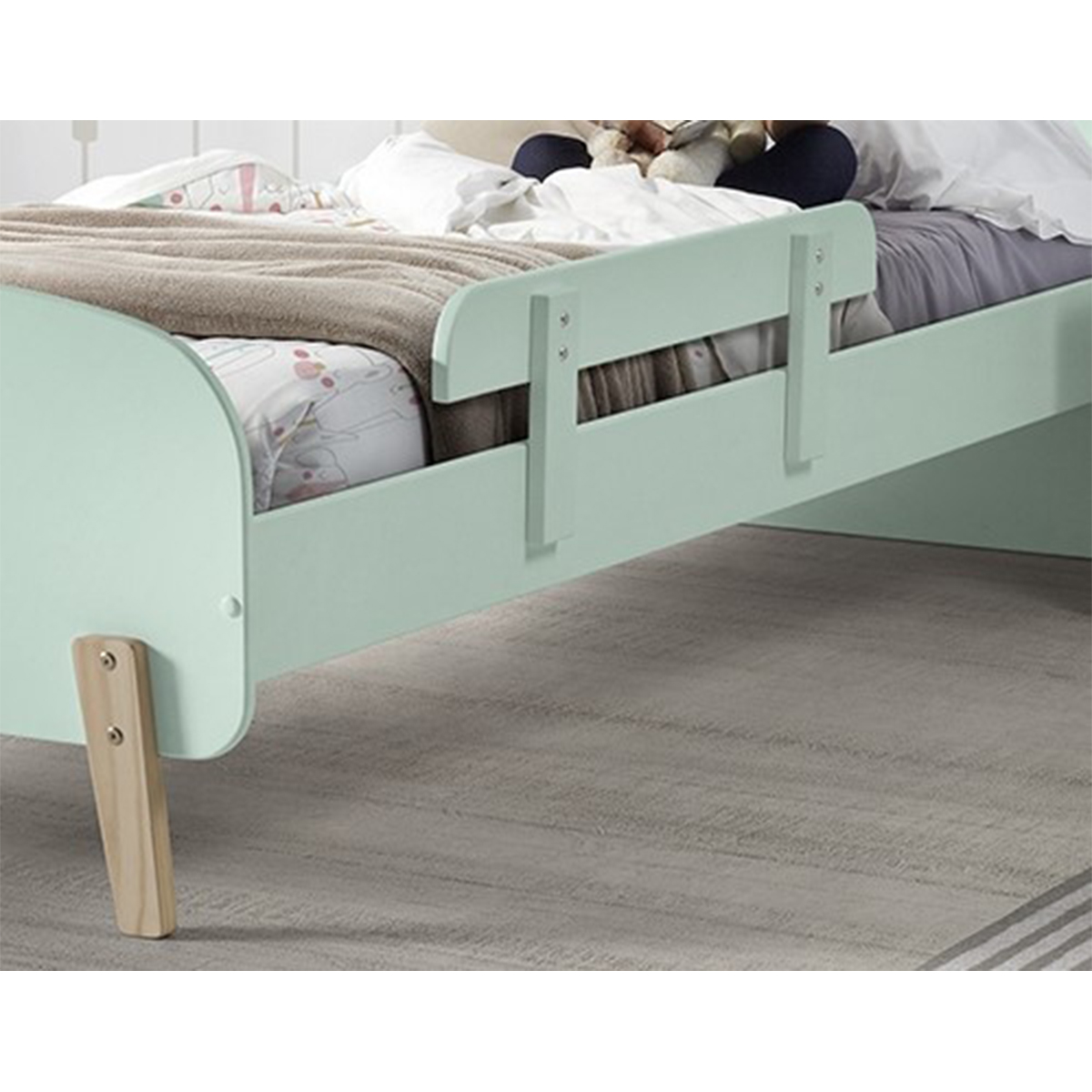 Vipack_kiddy_barrière_de_lit_vert_menthe_ambiance