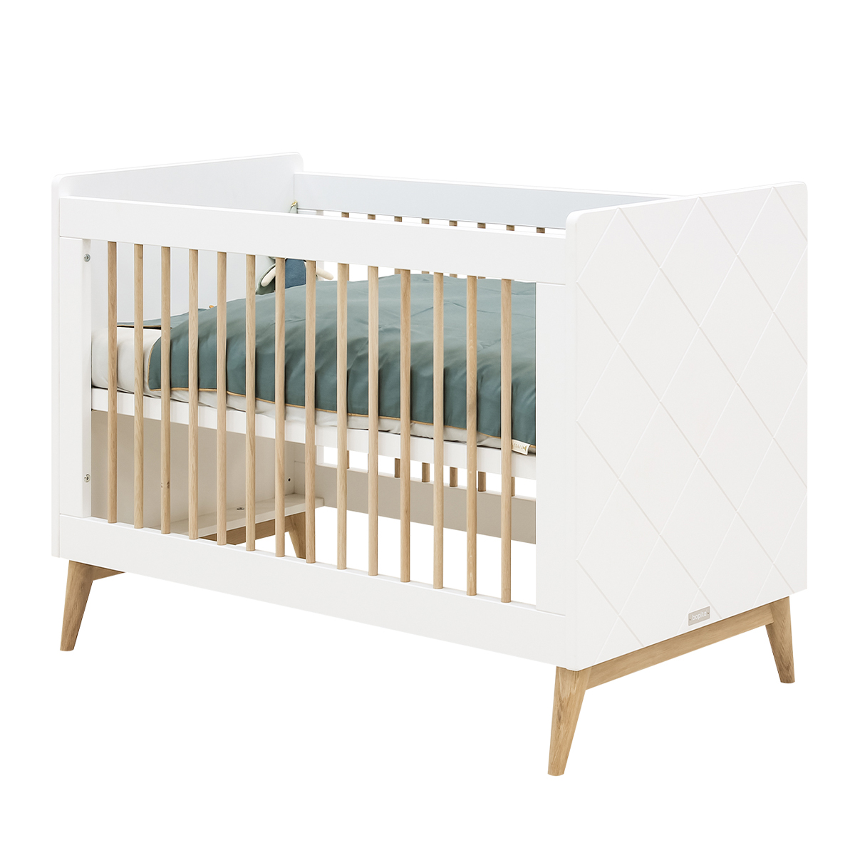 bopita_chambre_bebe_11419351-bed-60x120-Paris-3D-t