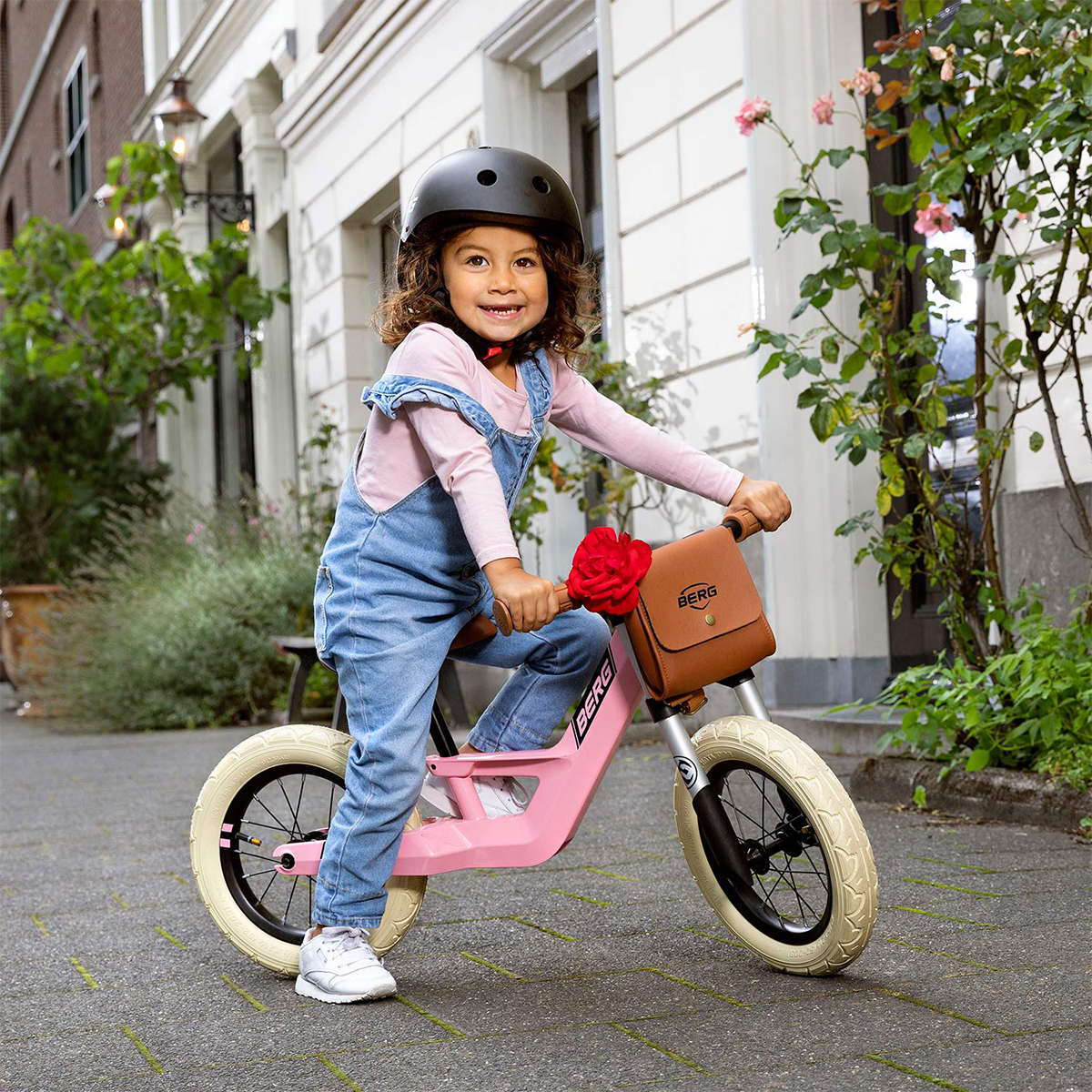 BERG_Biky_Retro-Pink_M2
