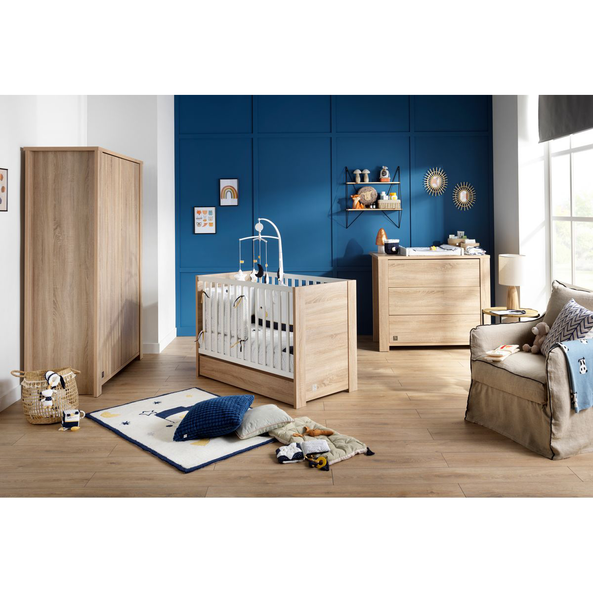Chambre complète lit bébé 60x120 commode à langer et armoire Sauthon Antonin - Bois