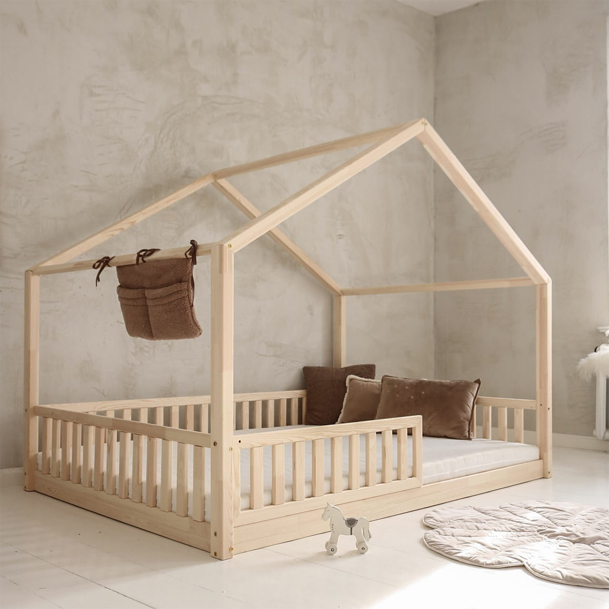 Roxane_bois_lit-cabane-au-sol_140x200_5
