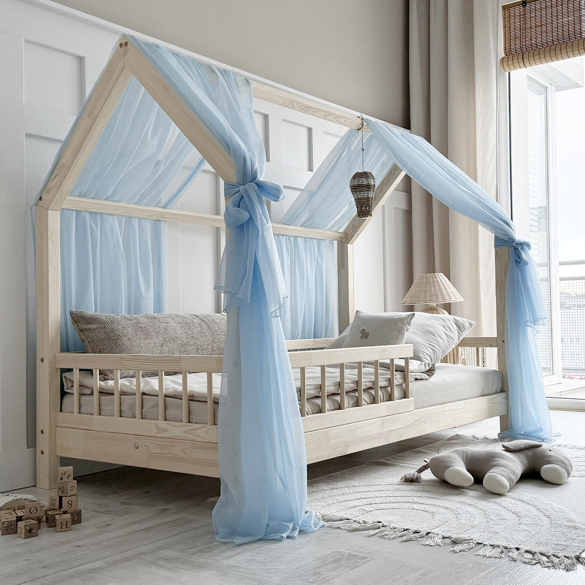 Tinobed_bleu_ciel_lit_tulle_double_ambiance