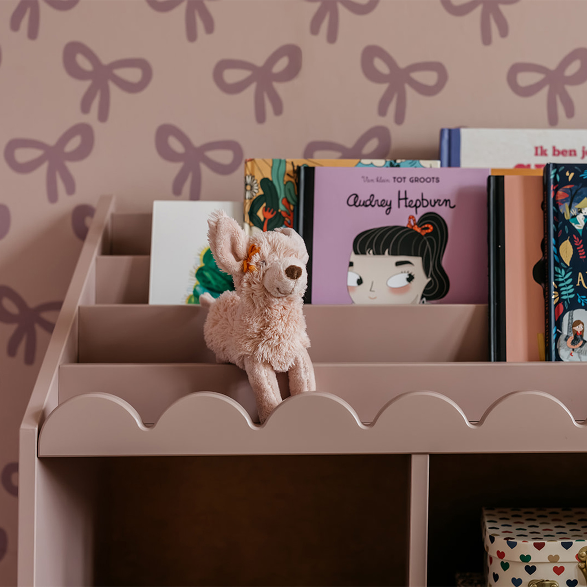 Bellamy-BN-rose-bibliotheque-4