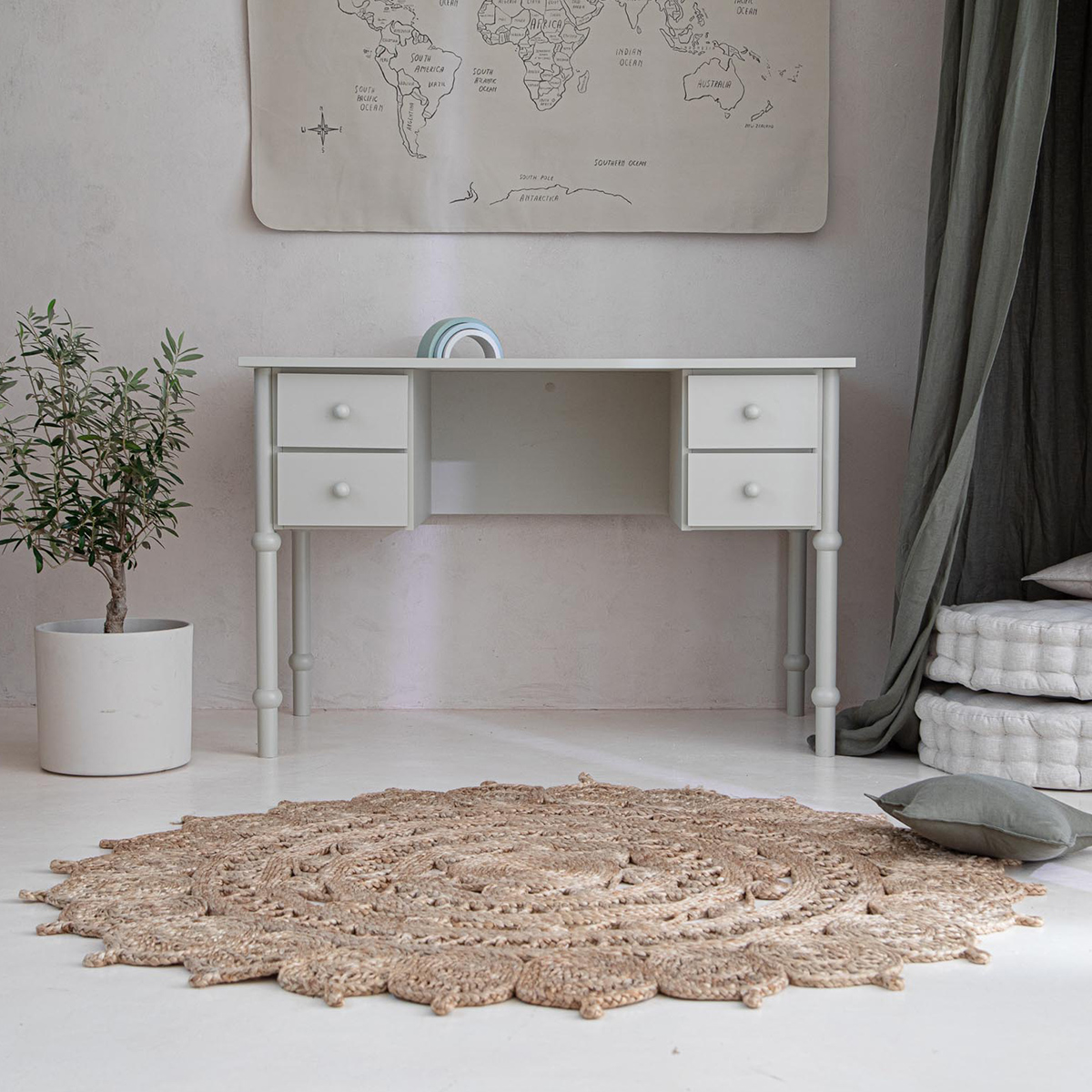 Babushka_olive_bureau_4tiroirs_6