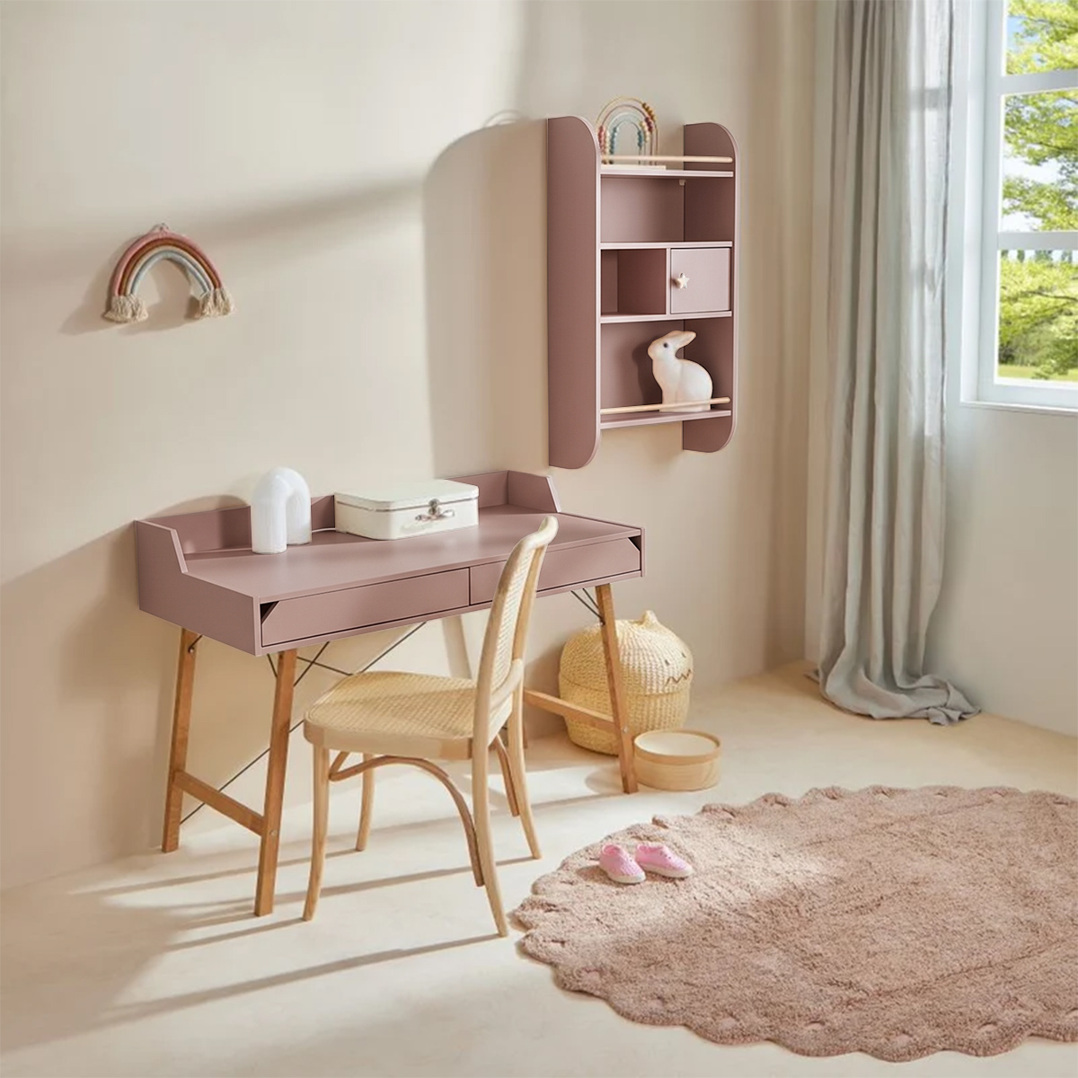 Lotta_sunset_desk_lifestyle_2