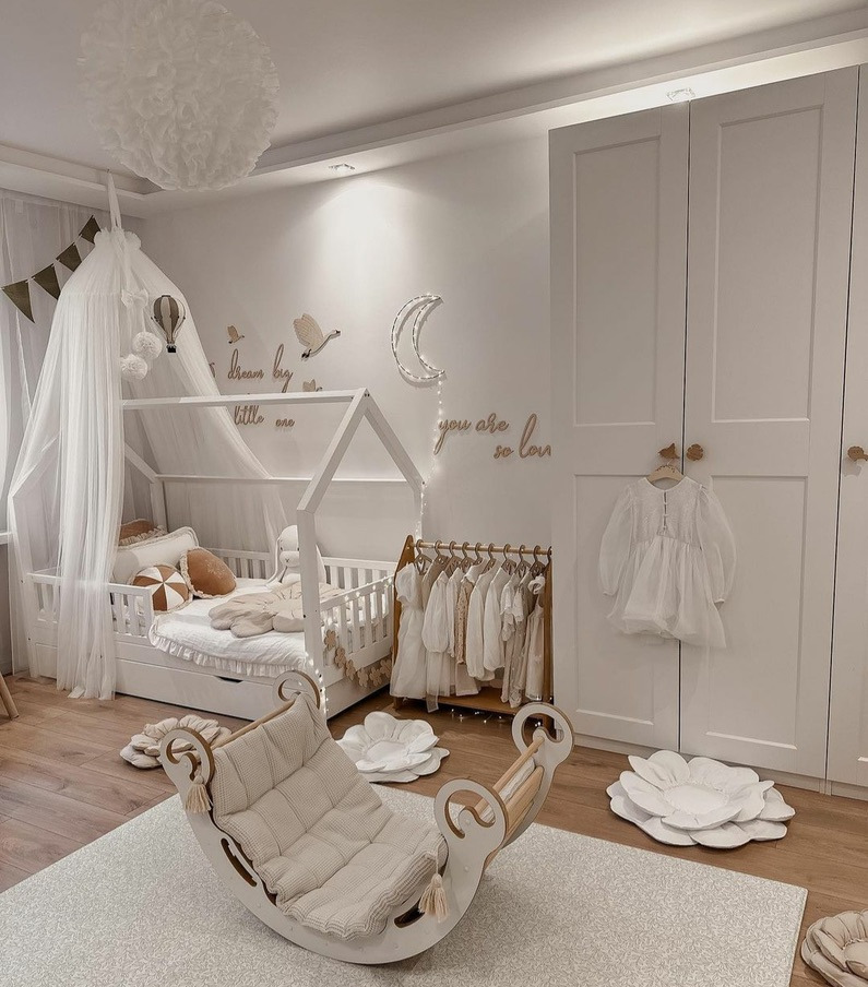 Tendresse de bébé comment décorer son lit cabane ?