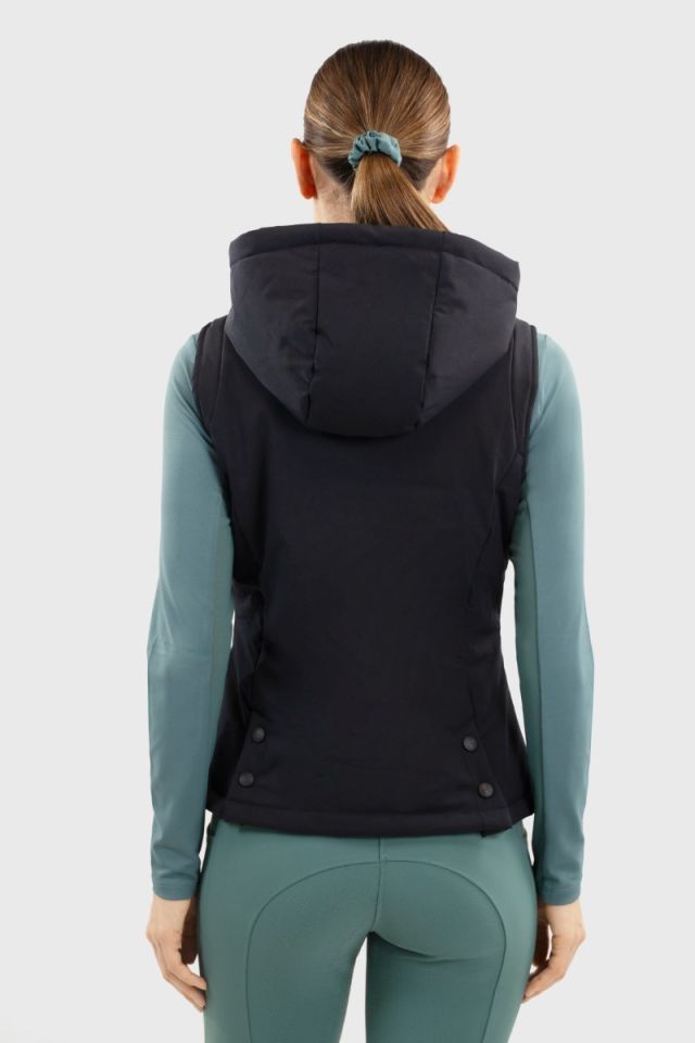 betty-harcour-veste-sans-manche-2