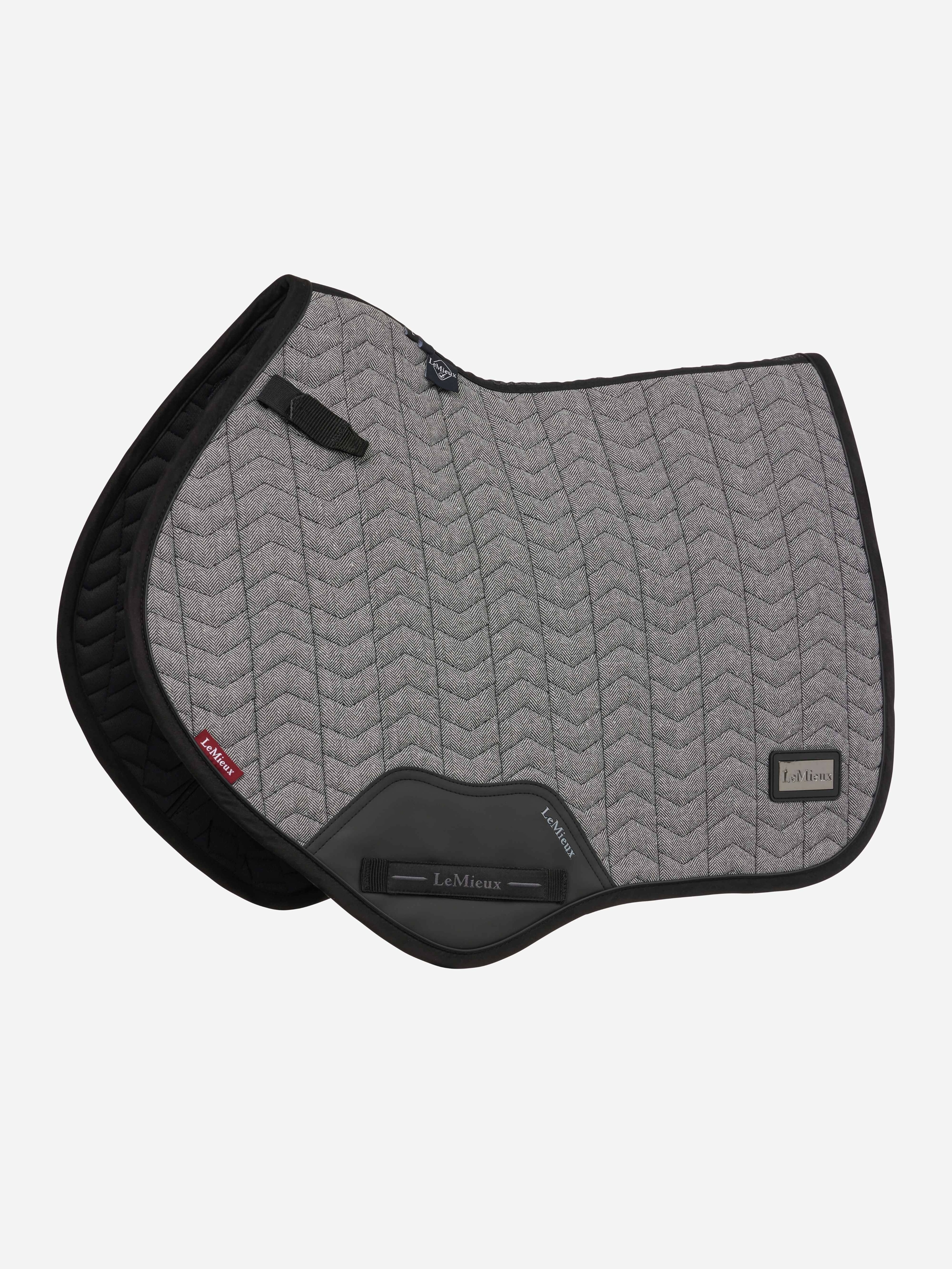 aspenclosecontactsquare_herringboneblack