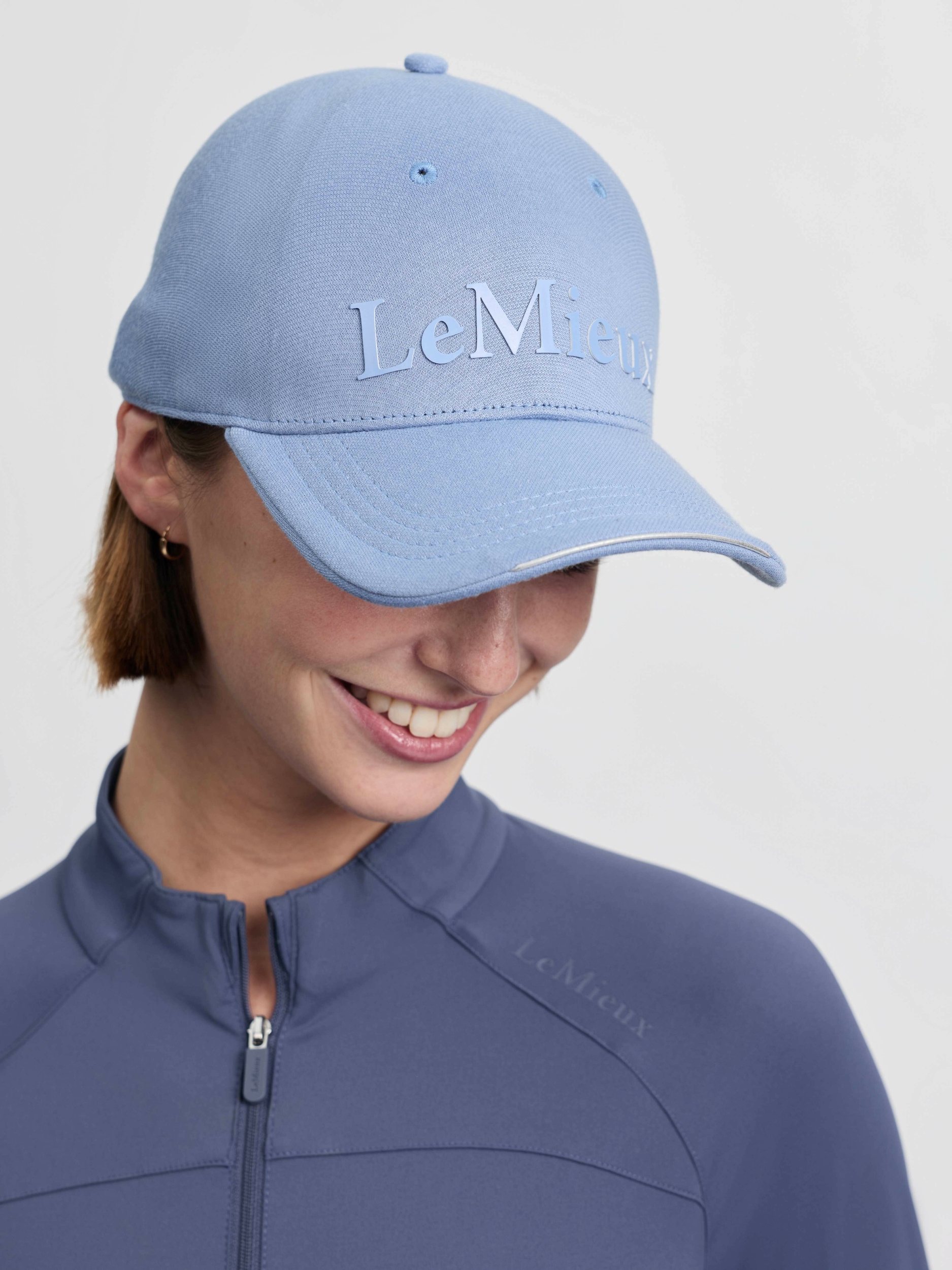casquette-lemieux-lara-powder-blue