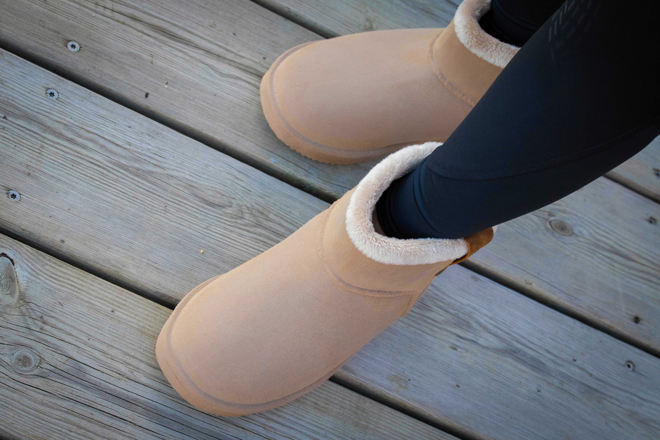 boots-penelope-camel