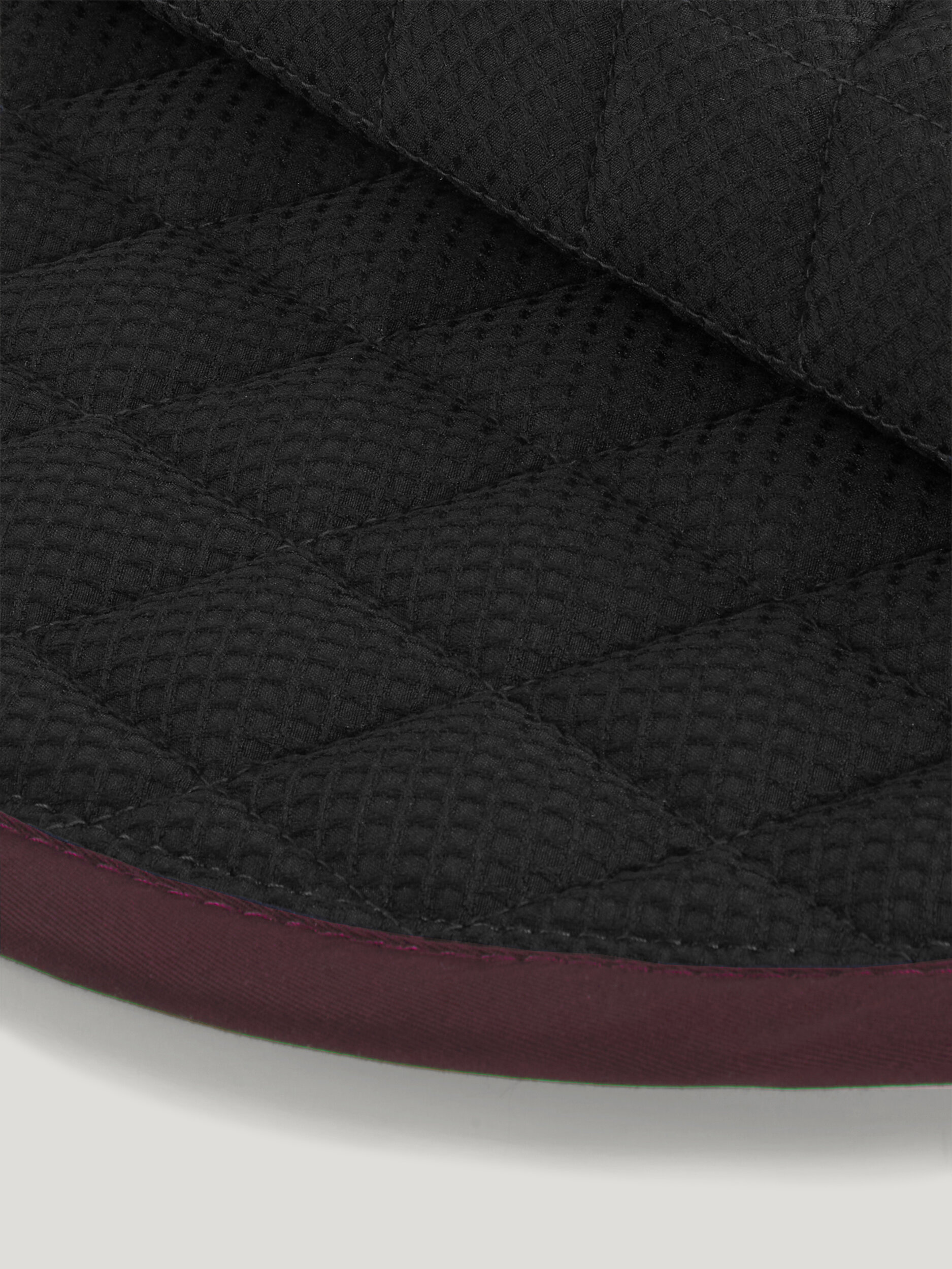 t-2apis-de-selle-tommy-hilfiger-stanford-bordeaux-detail