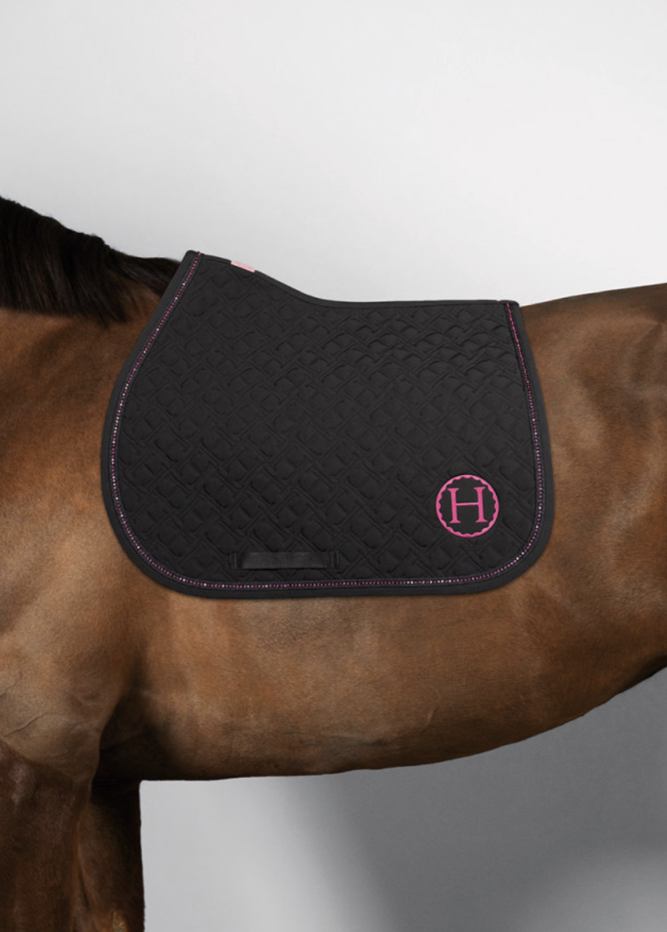 tapis-de-selle-saphir-harcour-octobre-rose-1